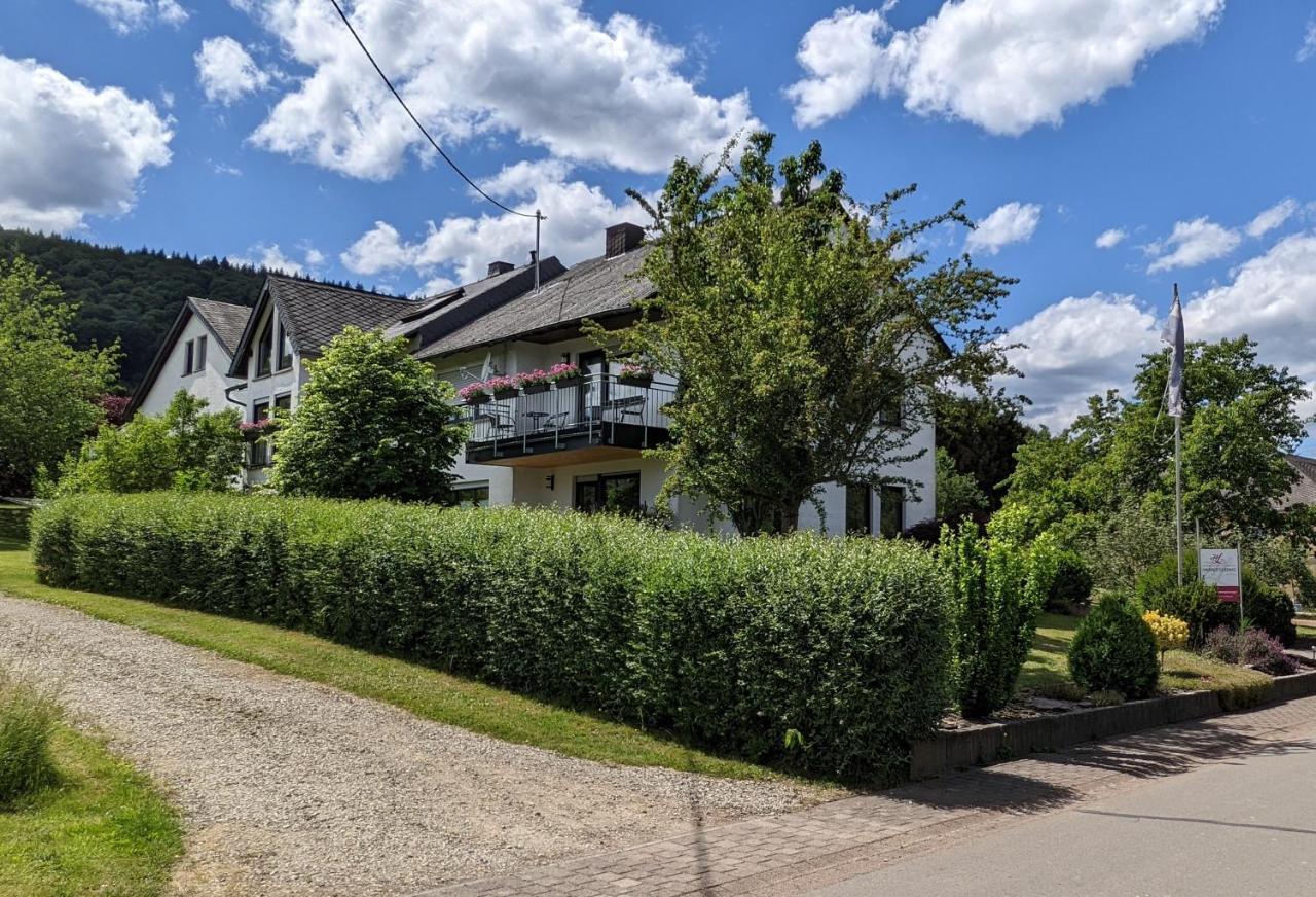 Ferienwohnung Weingut Harald Ludwig Osann-Monzel Exterior foto