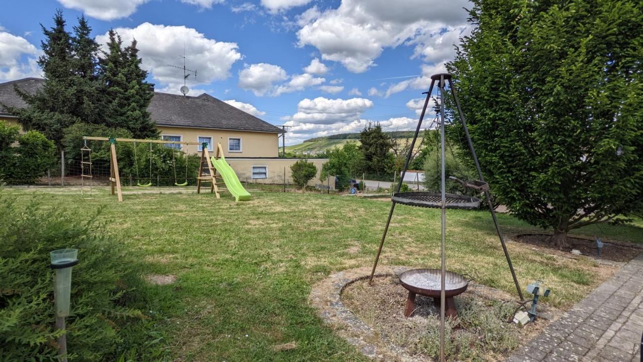 Ferienwohnung Weingut Harald Ludwig Osann-Monzel Exterior foto